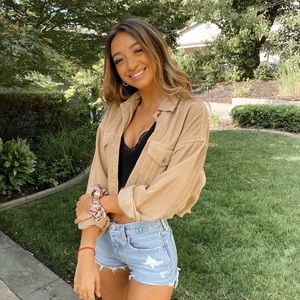 Meet your Posher, Alyssa